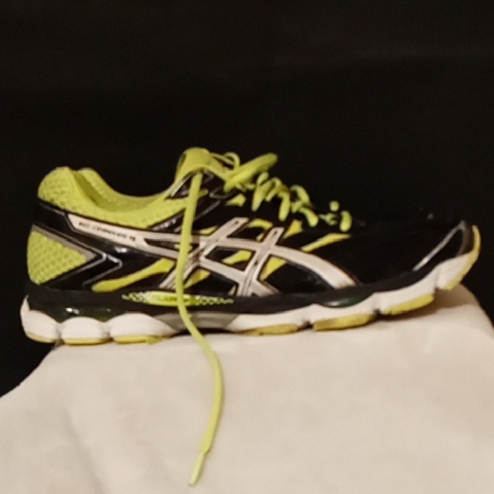 Asics Men's Sneakers - Black and Neon Yellow